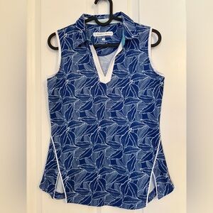 Pebble Beach - Navy Leaf Print Sleeveless Blouse. Size S. Dry Luxe, Polyester